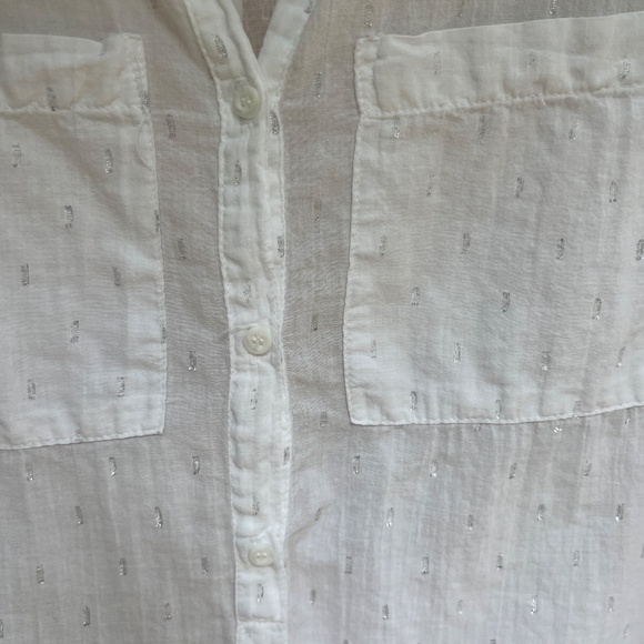 Bella Dahl Half Botton Sleeveless Shirt White/ Silver Pockets Sz L - Picture 9 of 9